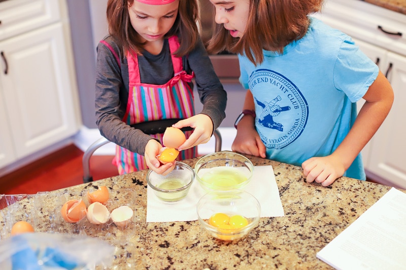 girls cooking