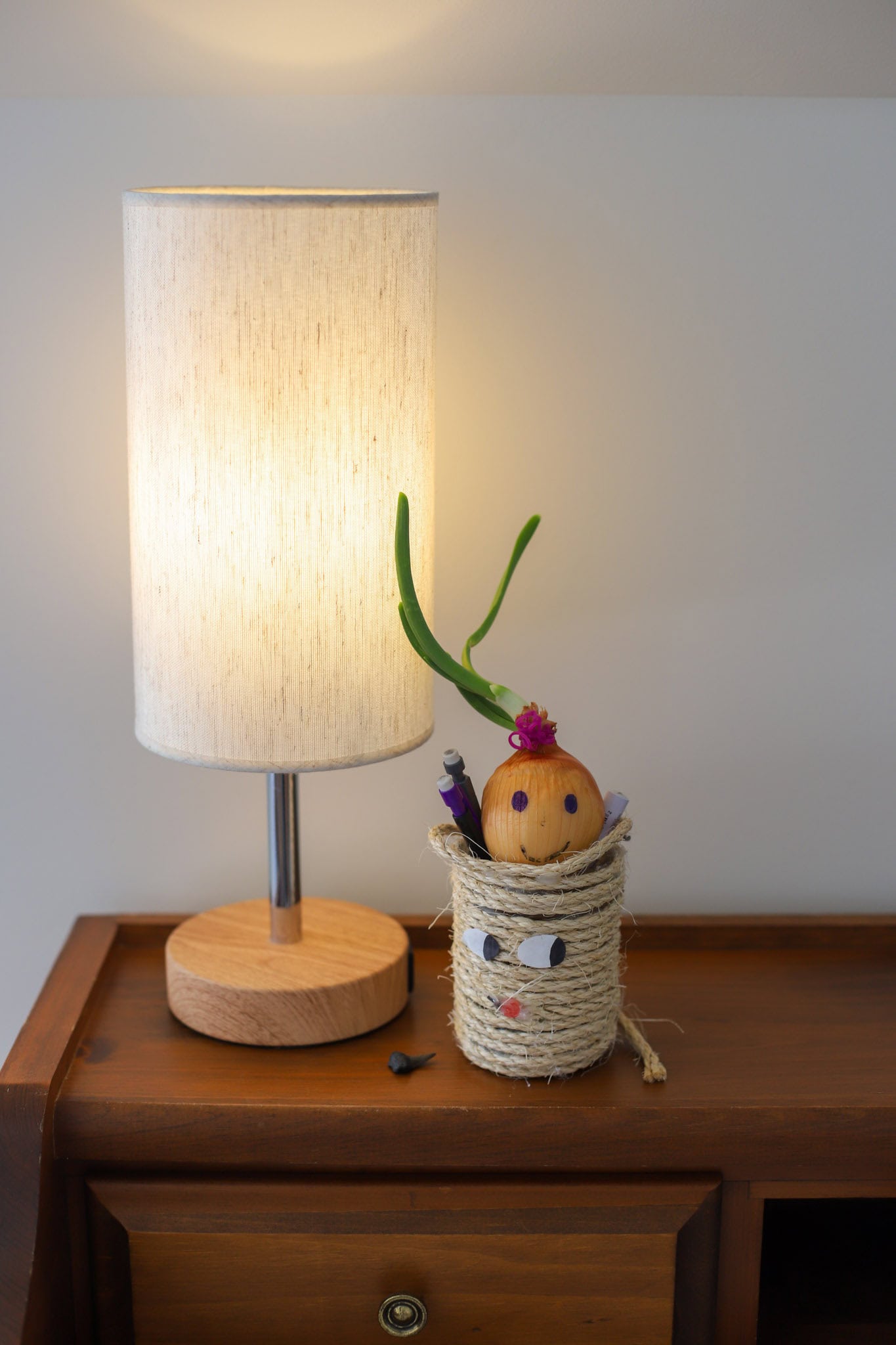 lamp and pen holder lamp and pen holder